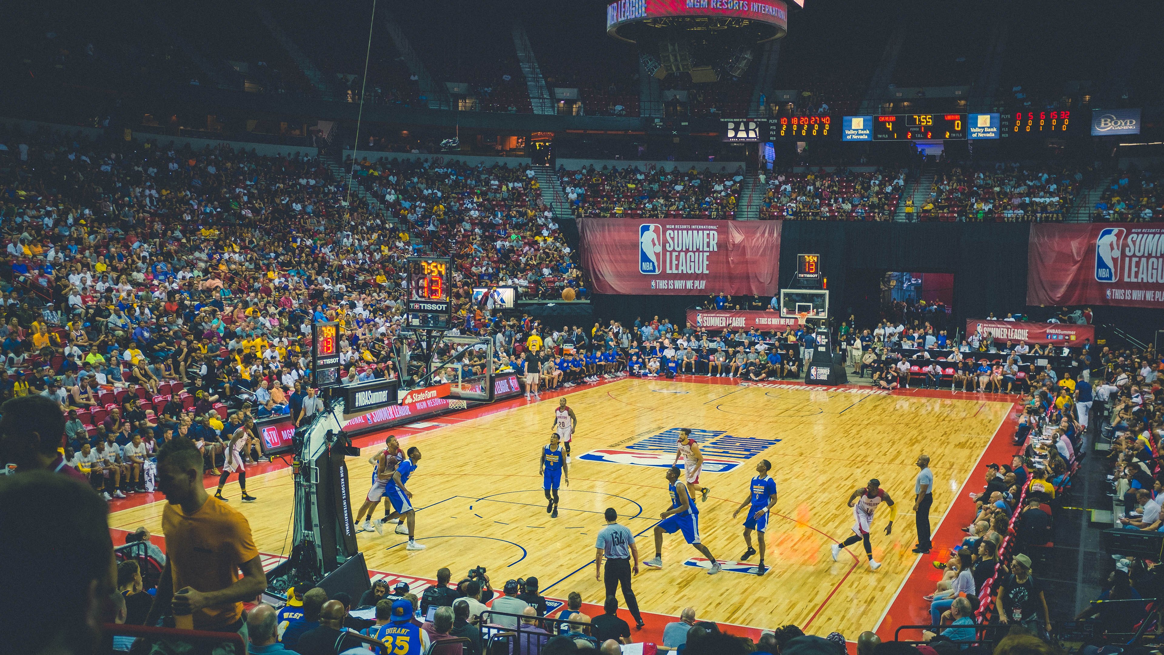 湖人旧将伍德遭遇入室抢劫，伍德 nba